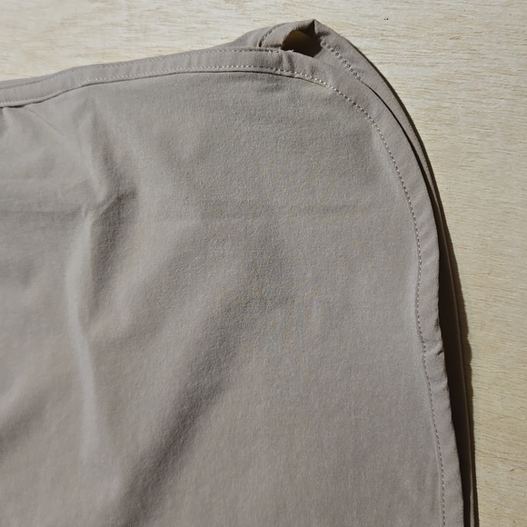 NWT Mono B Beige Casual Shorts Size 3X Elastic Waist Stretchy Split Hem - Picture 4 of 8